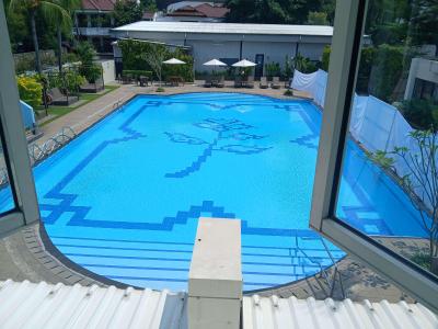 Executive Paradise