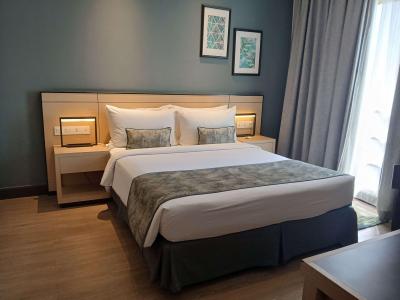 Somerset Grand Citra